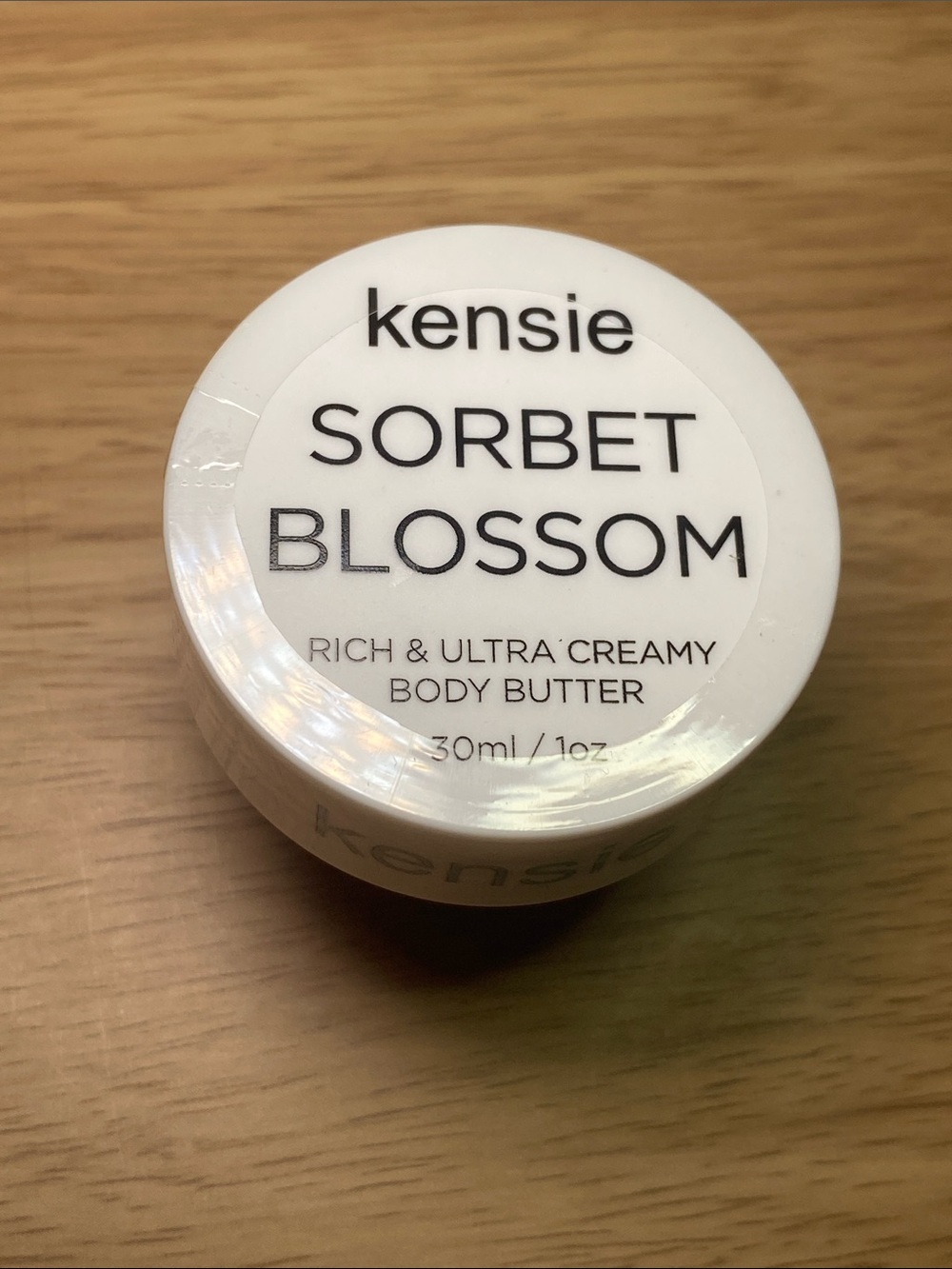 Kensie Sorbet Blossom Body Butter - White